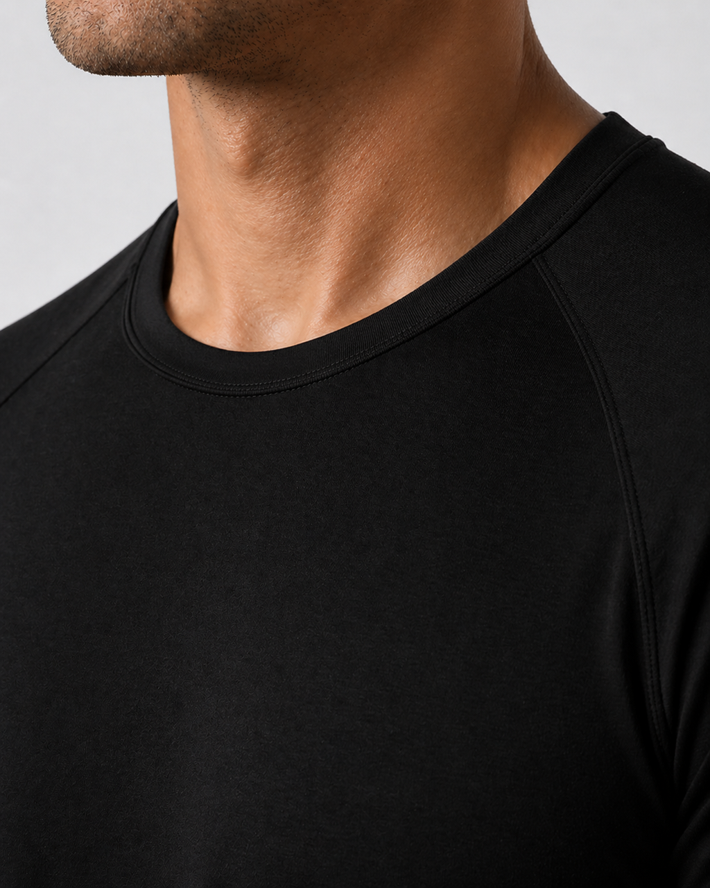 mens workout t shirt black neckline detail