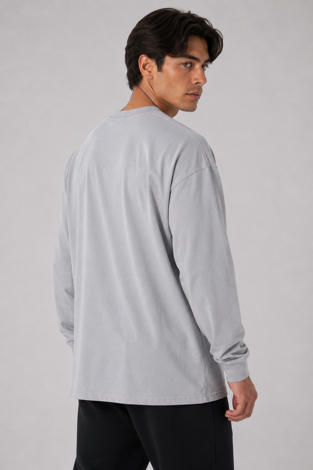 men’s everyday long sleeve light grey back casual view