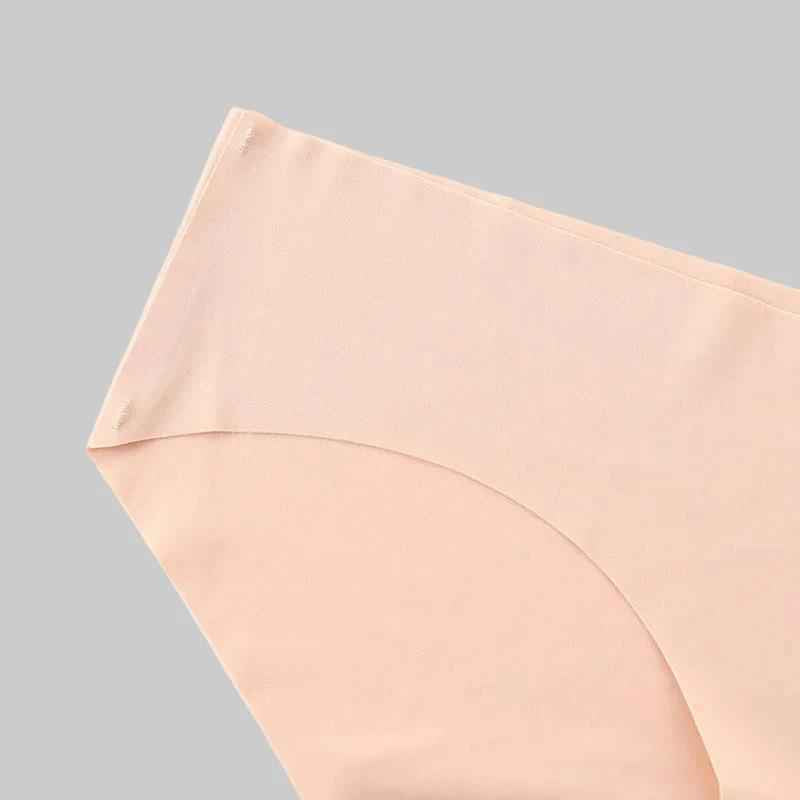 Seamless One-piece Women's Briefs Nude Cotton Low-waist Underwear Women - NORDUM.SHOP