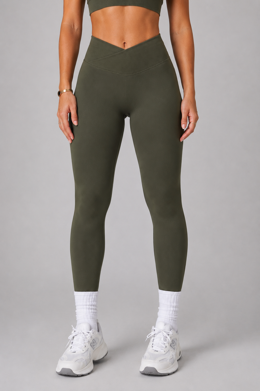 v waist seamless leggings army green front pose