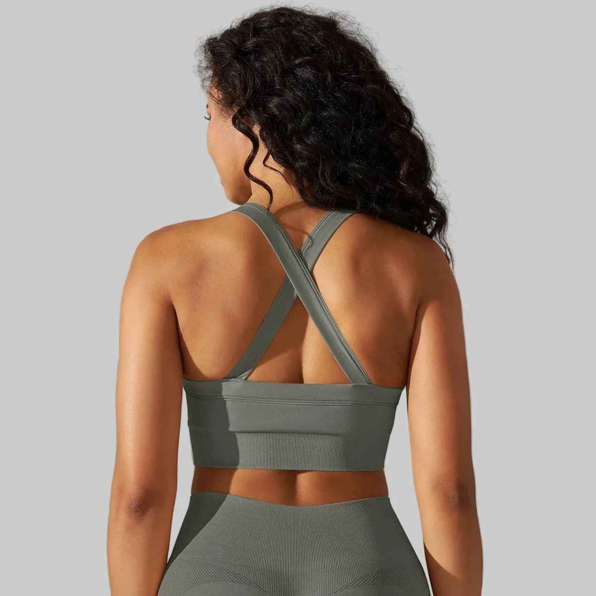 SculptFit Seamless Sports Bra - NORDUM.SHOP
