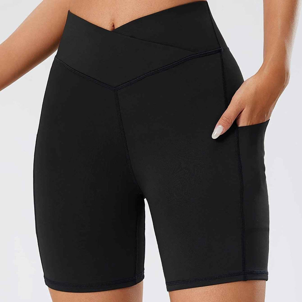 Sculpt Pocket Shorts – High Waist V-Waist Fit - NORDUM.SHOP